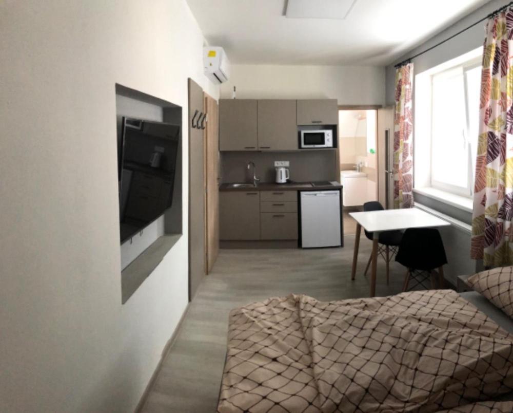 Apartmany U Stadionu Šumperk Buitenkant foto