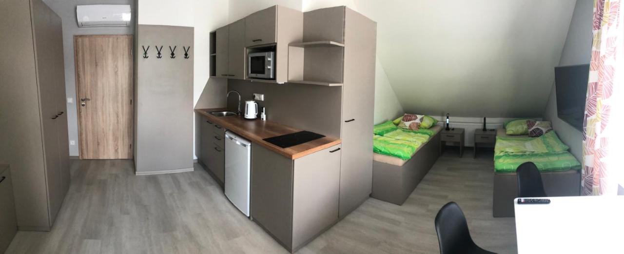 Apartmany U Stadionu Šumperk Buitenkant foto